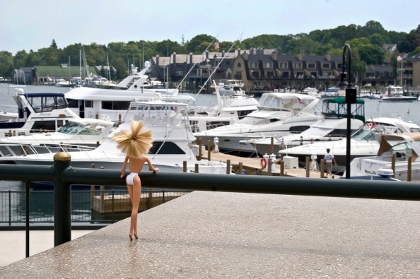 Barbie dreams of escaping celebrity life Barbie dreams of escaping celebrity life