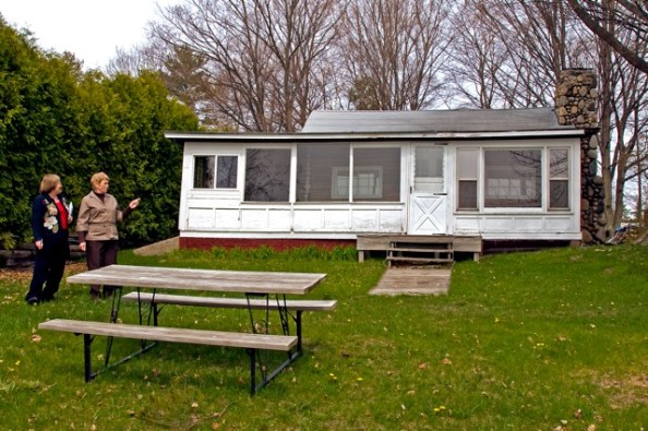 Maude Harris's log cabin - lakeside porch