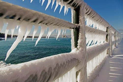 Charlevoix light railings with ice 012513_0503