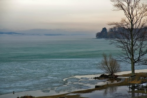 Torch Lake emerges from winter 041214_1449