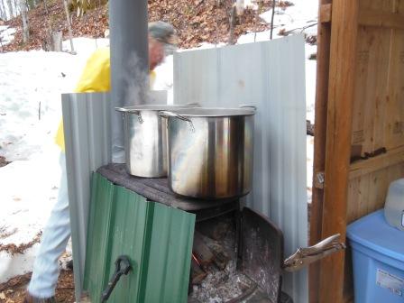 Yes, those are Karen's soup pots pressed into service.  
